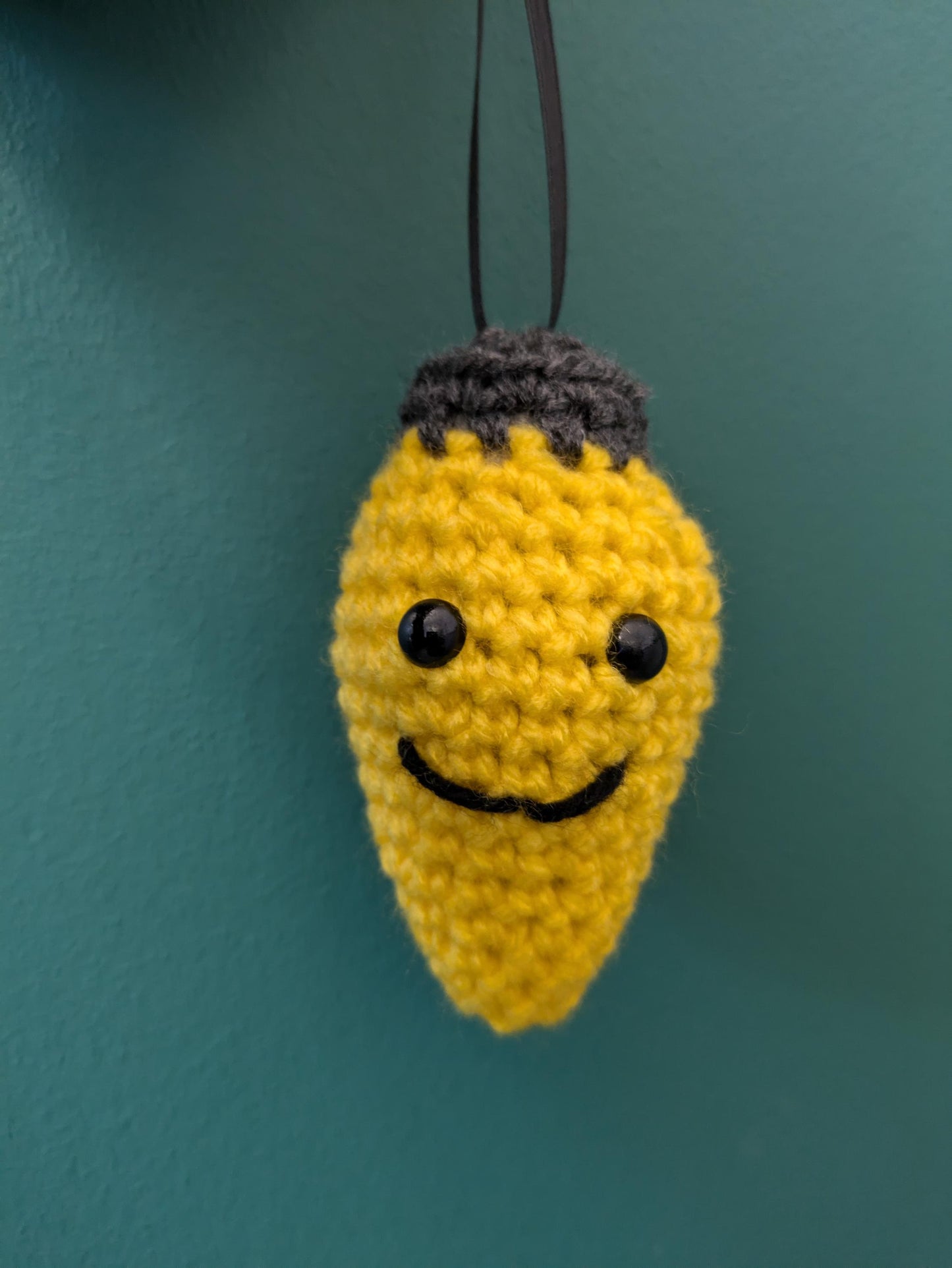 Crochet Christmas Light Ornament, Smiley Face Bauble