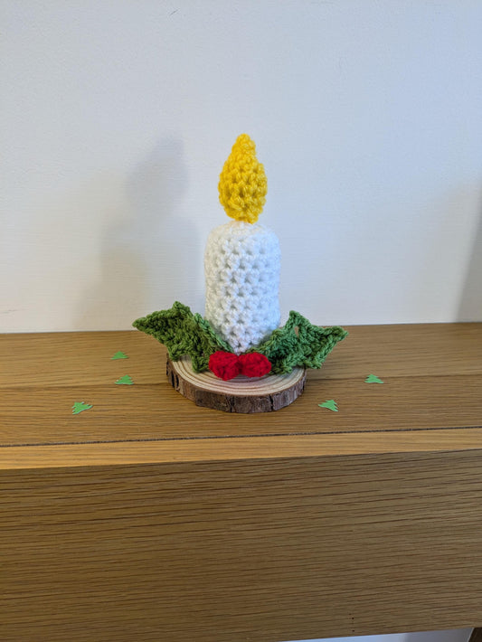 Crochet Candle Christmas Centerpiece: Wood Slice Holly Berry Ornament