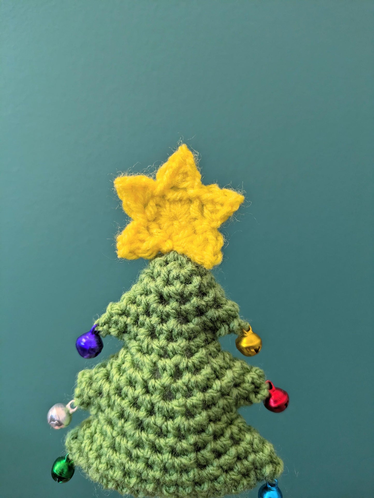 Crochet Mini Christmas Tree with Bells and Star, Table Decoration, Xmas Tree, Indoor Pine Tree, Centerpiece, Xmas Mantel Ornament