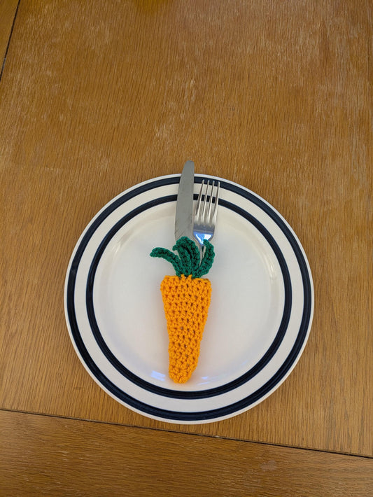 Easter Carrot Cutlery Holder, Carrot Cutlery Pouch, Easter Table Decoration, Pastel Bunny, Crochet Rabbit, Housewarming Gift, Bunny Tail