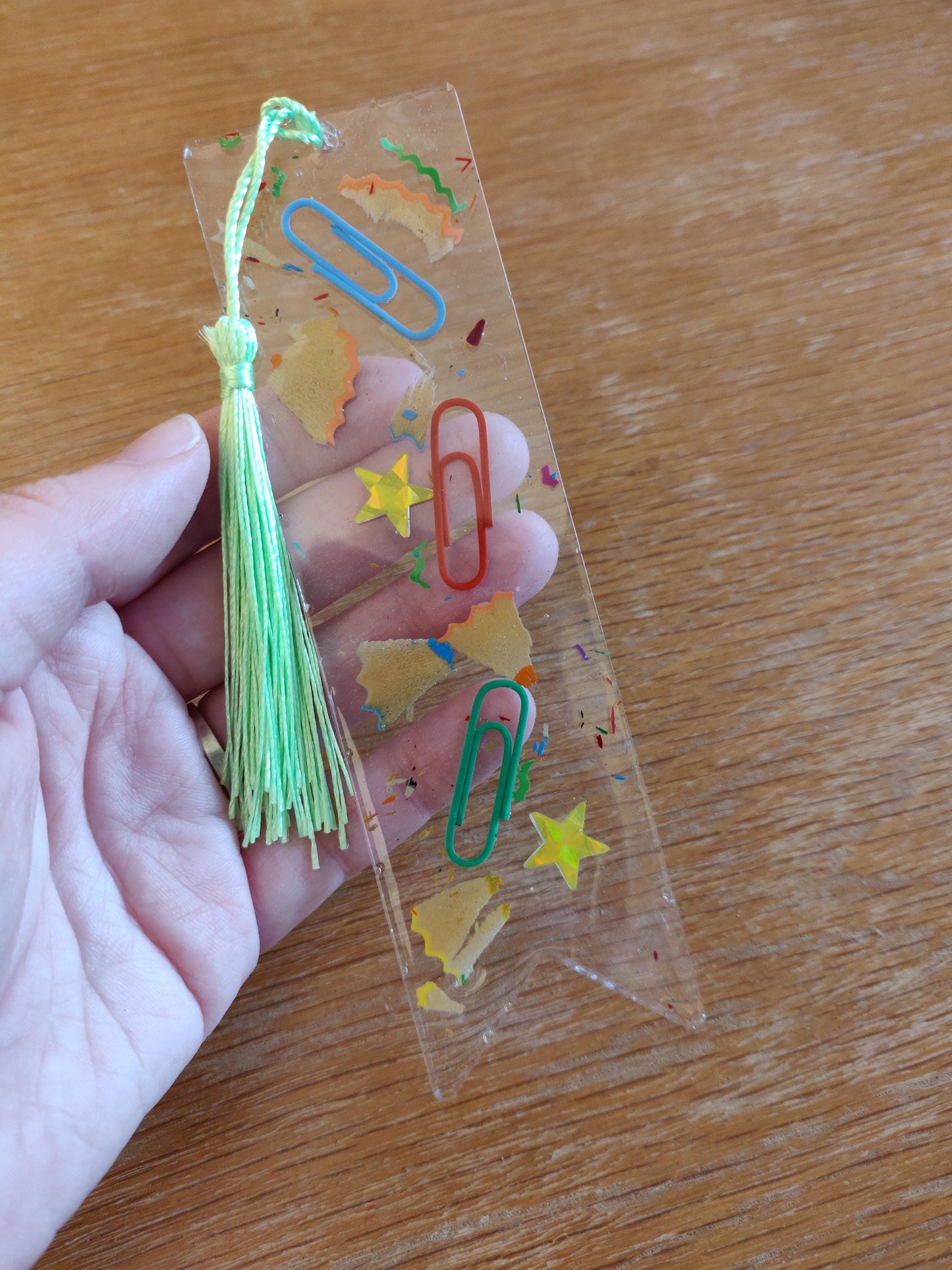 Teacher Bookmark Gift, Book Accessories, Resin bookmark for TA, Nursery Key worker, Childminder Gift, Gold Star, Bookmark with Tassel