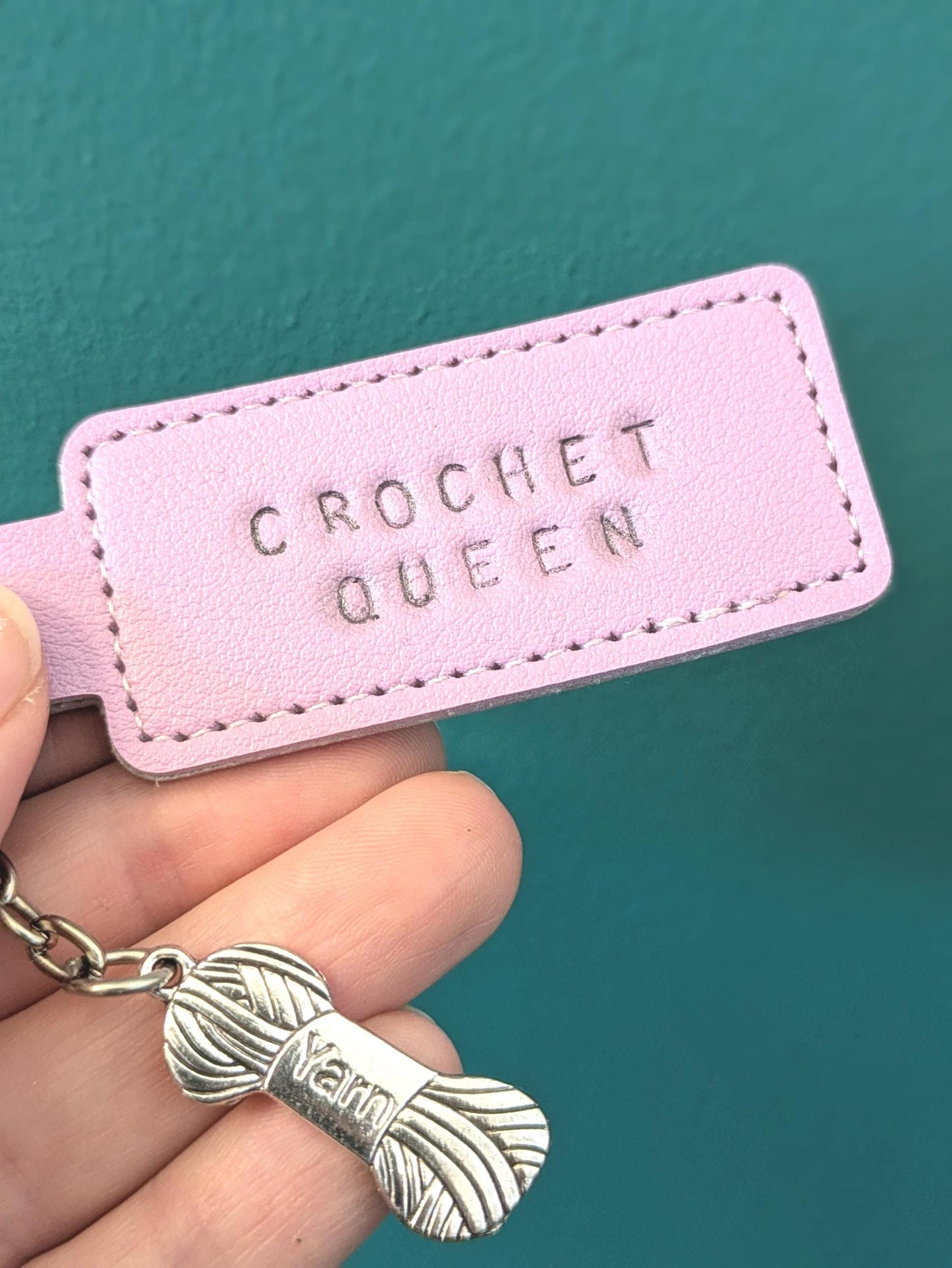 Crochet Queen Keychain, Yarn Lover Gift Crochet Gift for Her, Handmade Faux Leather Keyring, Cute Crochet Accessory, Yarn Bag Charm Handmade