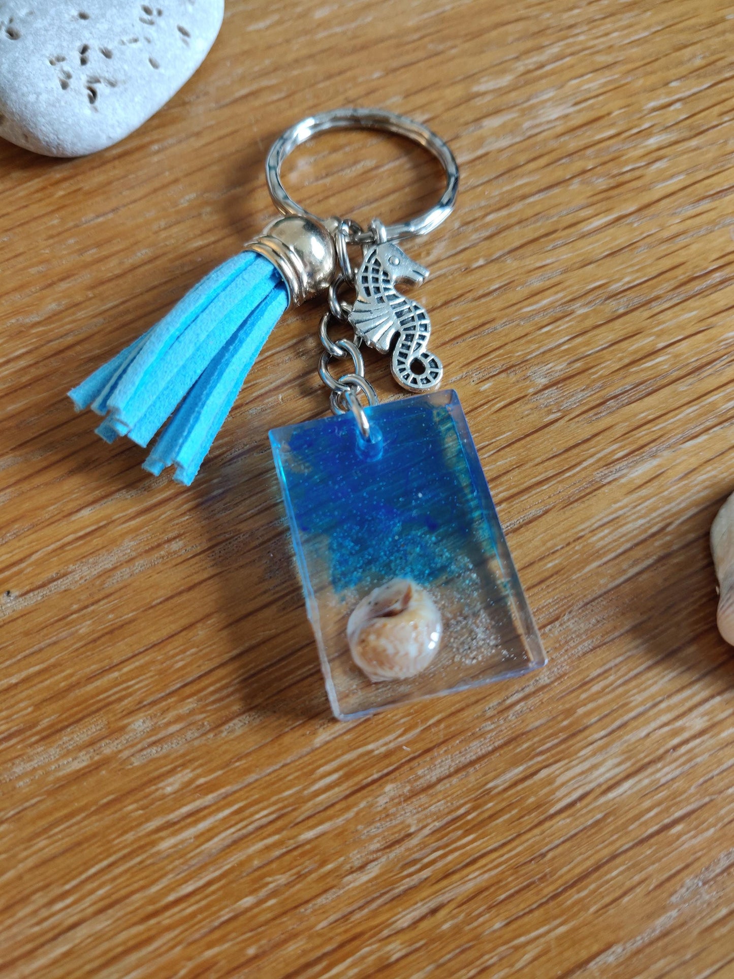 Resin Shell Keychain, Handmade Beach Bag Charm, Shell Keyring with Tassel, Unique Keyring for Her, Seahorse Charm, Sea Themed Teacher Gift