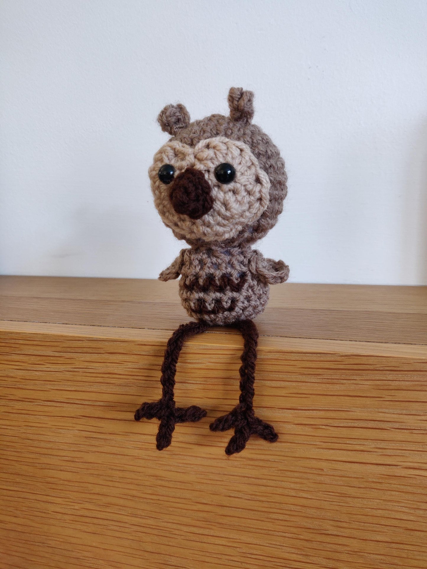 Owl Shelf Sitter, Brown Owl Home Decoration, Crochet Bird Ornament, Wise Owl Gift, Owl Figurine, Christmas Ornament, Autumn Decor