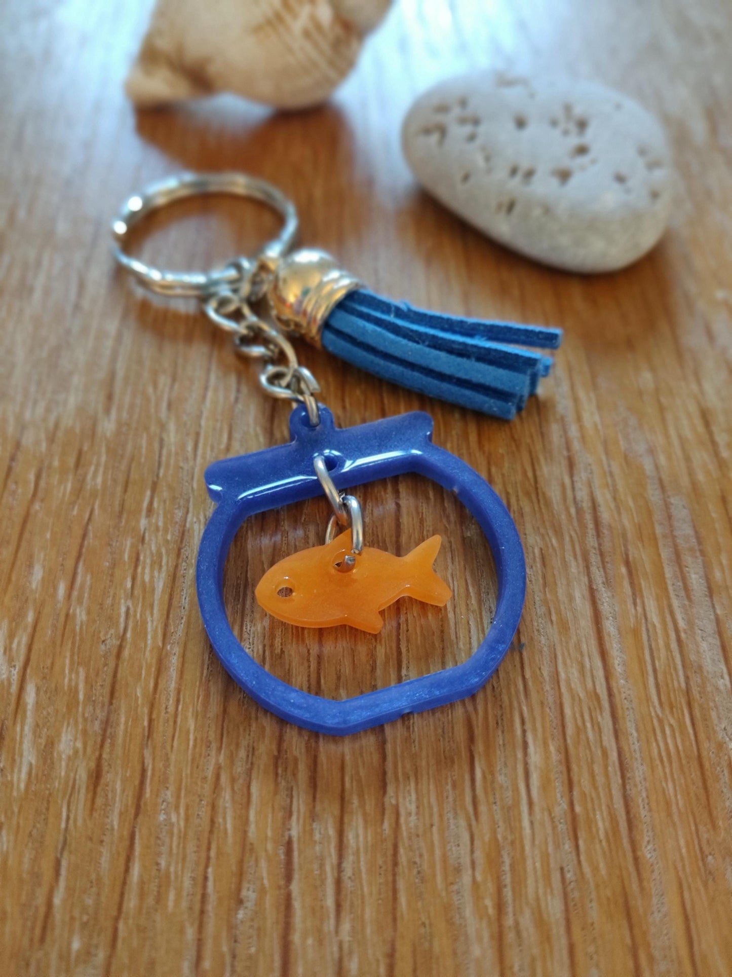 Goldfish Bowl Keychain, Swimming Fish Keyring with Tassel, Bag Charm
