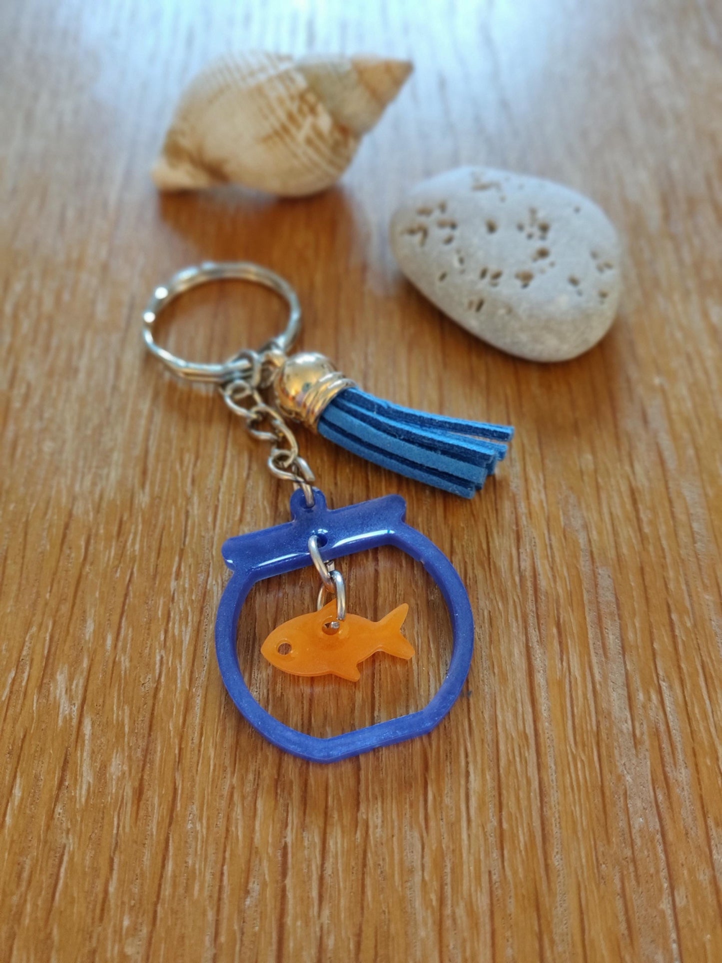 Goldfish Bowl Keychain, Swimming Fish Keyring with Tassel, Bag Charm