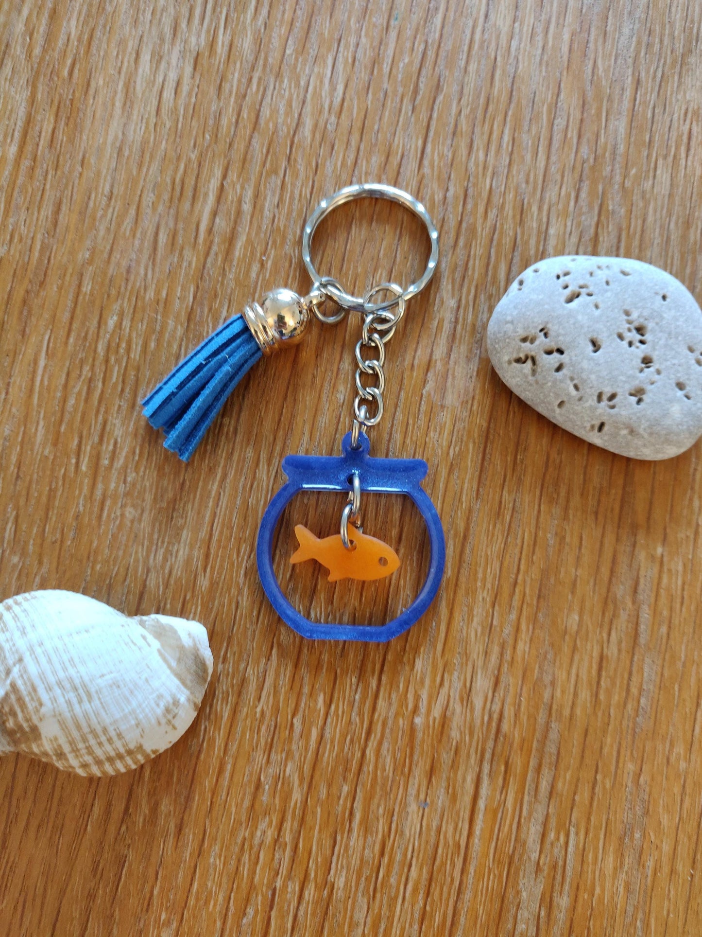 Goldfish Bowl Keychain, Swimming Fish Keyring with Tassel, Bag Charm