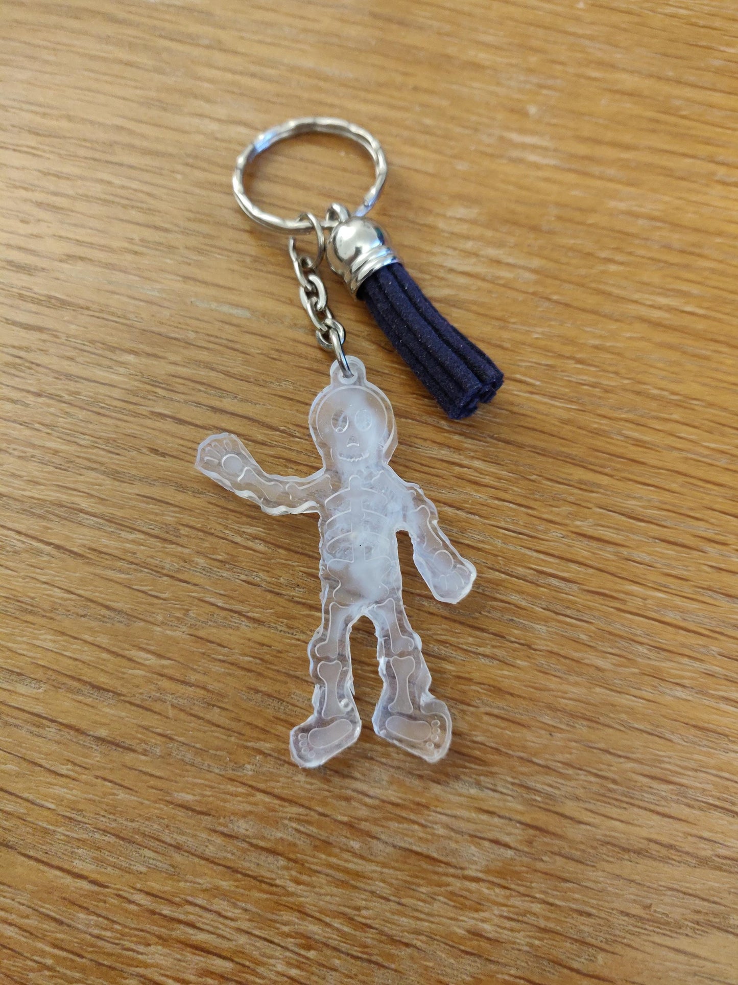 Skeleton Keychain, Halloween Keyring, White Resin Skeleton Decoration, Bag Charm, Black Tassel