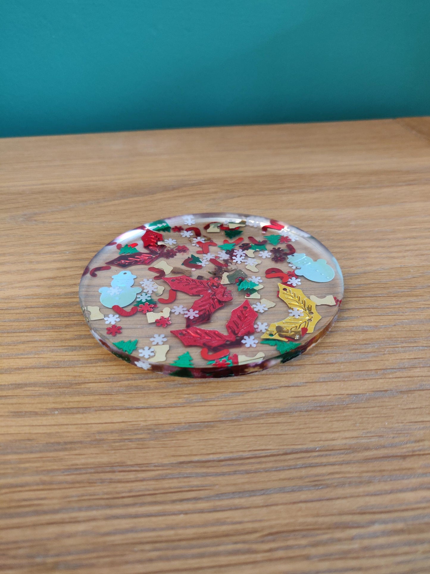 Handmade Christmas Confetti Coaster: Resin Xmas Decor