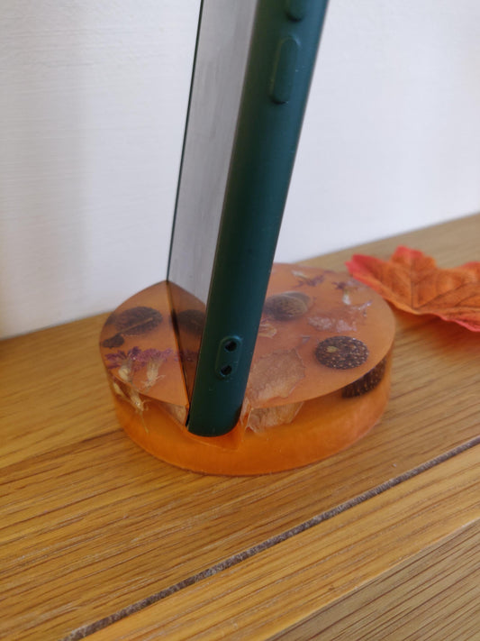 Autumn Resin Phone Stand: Fall Leaf & Acorn Desk Decor