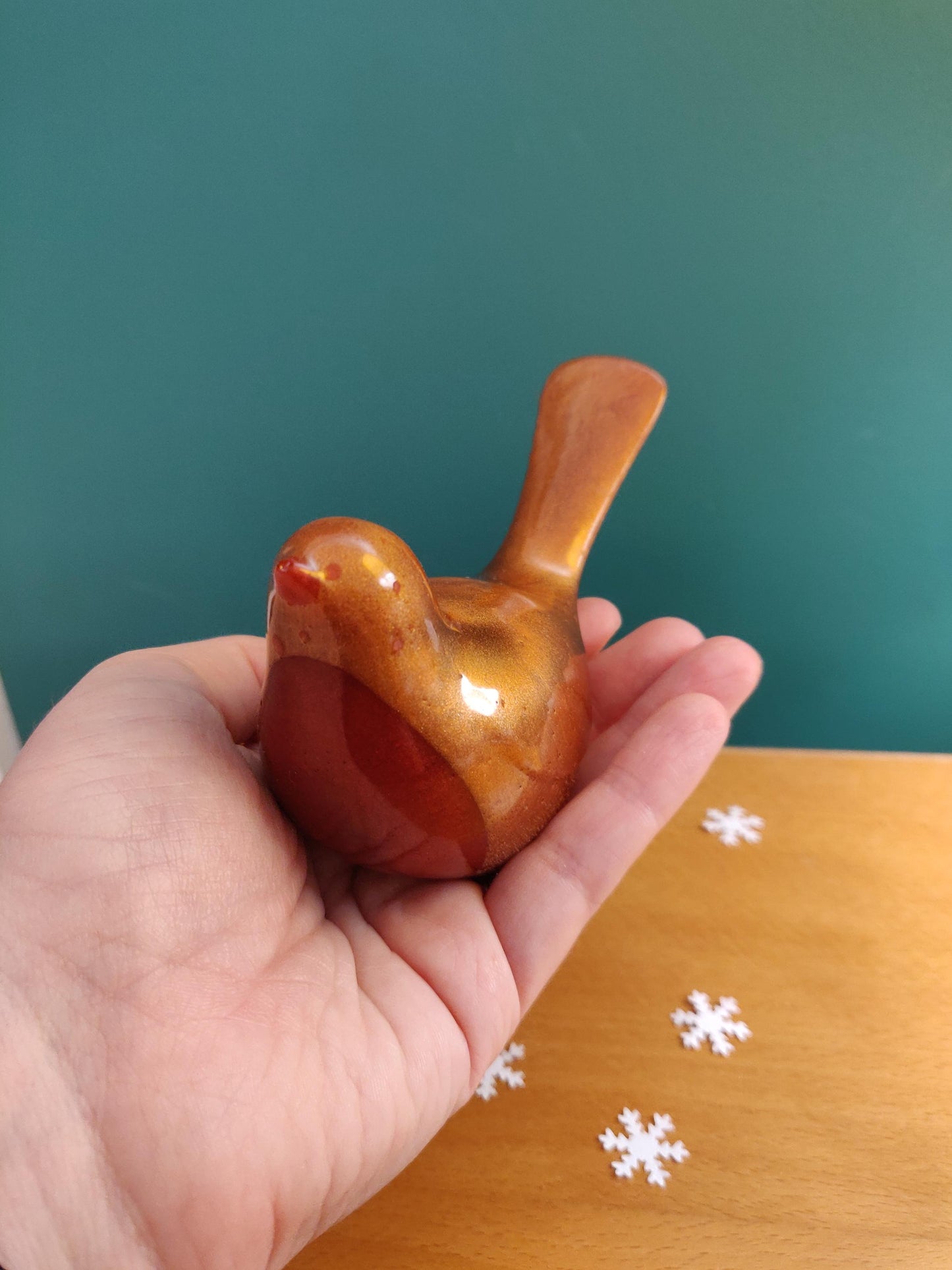 Resin Robin Ornament with Red Belly, Shelf Sitter Decoration