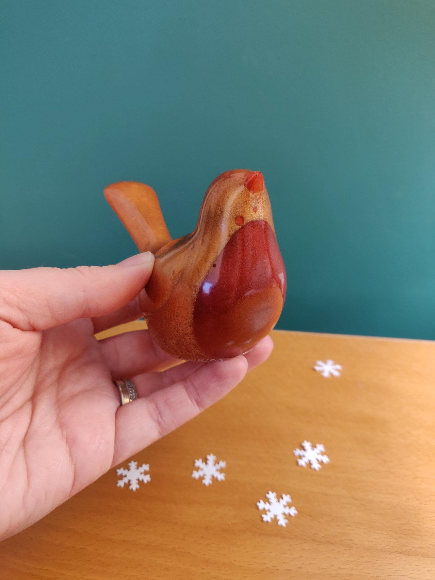 Resin Robin Ornament with Red Belly, Shelf Sitter Decoration
