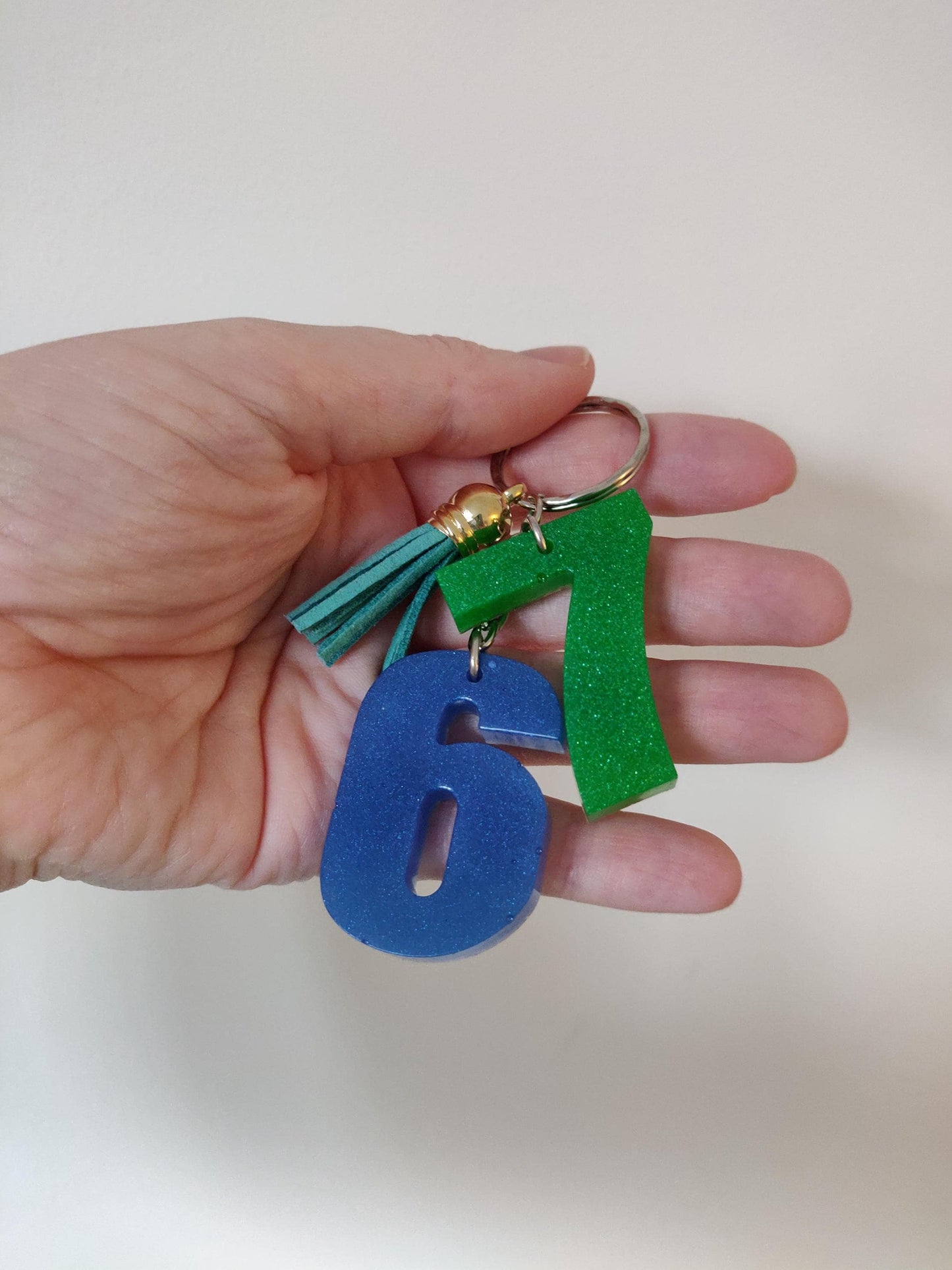 Six Seven Keychain, 67 keyring, Italian Brain rot gift for boys